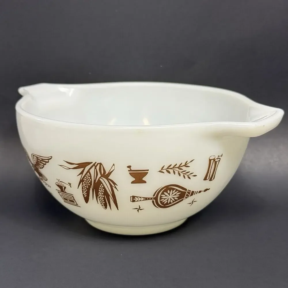 Vintage Pyrex 441 Early Americana Cinderella Bowl 1.5 Pint Brown White USA